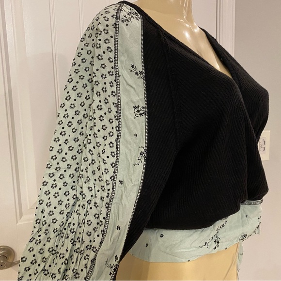 Free People Auxton Wrap Around Oversized Top - Picture 5 of 12